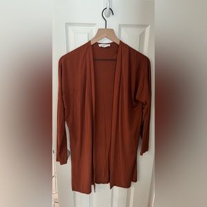 Carly Jean Los Angeles Basic Kimono